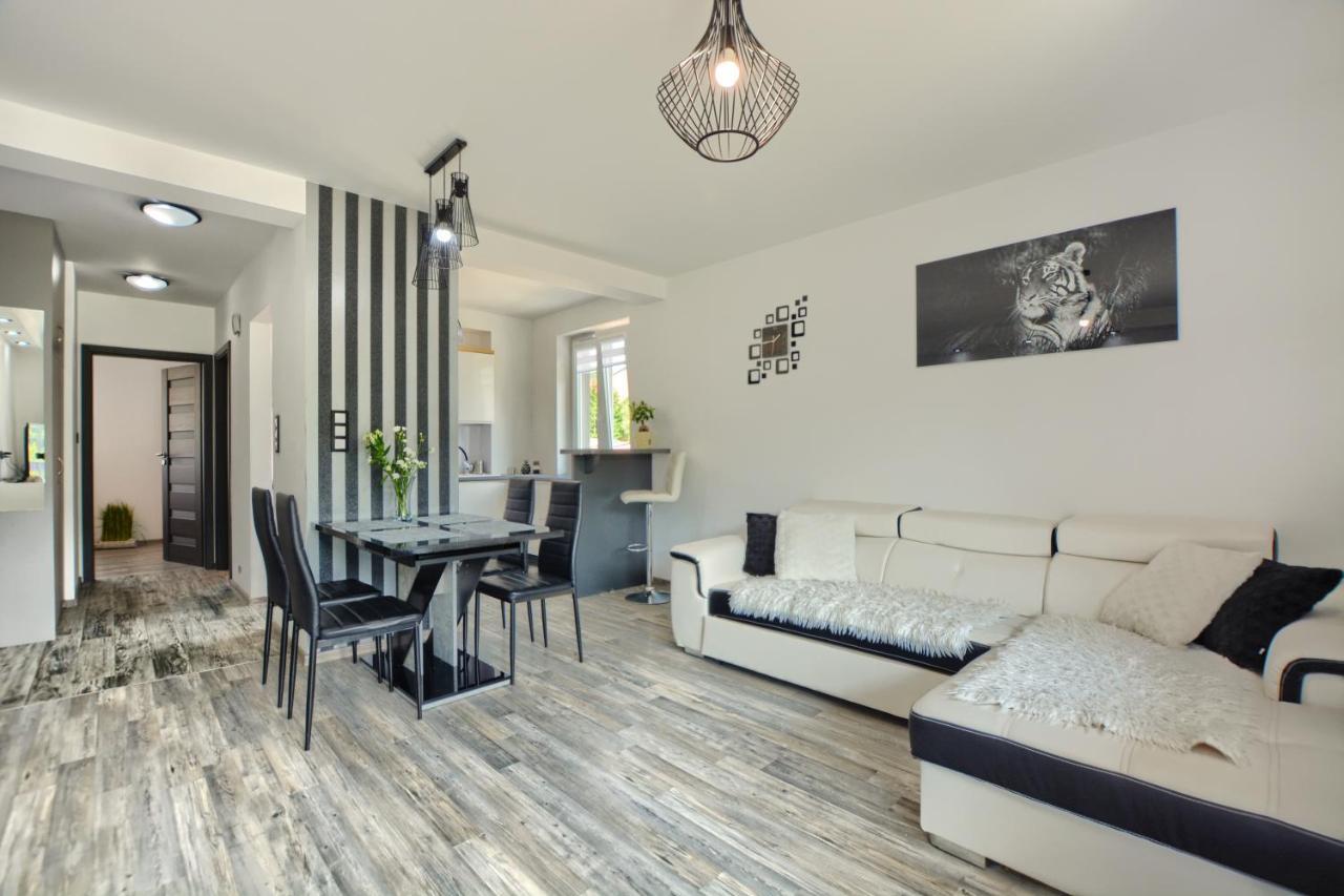 Apartament Glamour Ustrzyki Dolne Eksteriør bilde